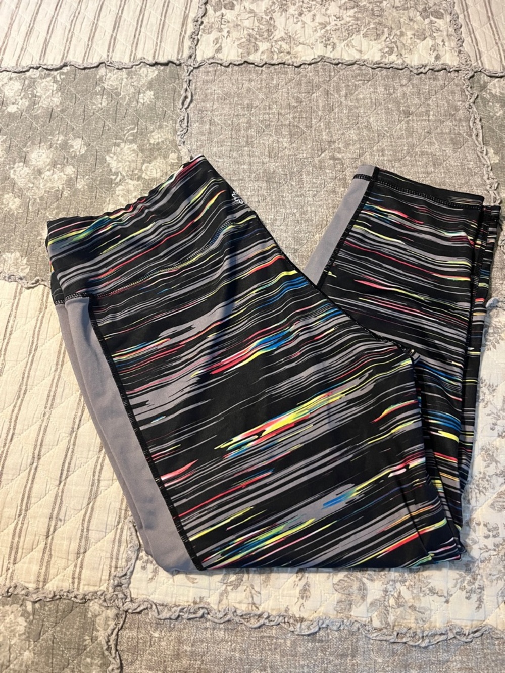 Pro Player Black Active leggings with Multicolor Stripe Accents